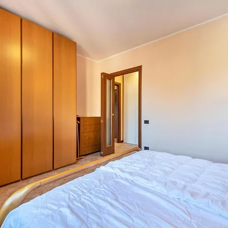 Miralago 2 Beautiful View Apartment
